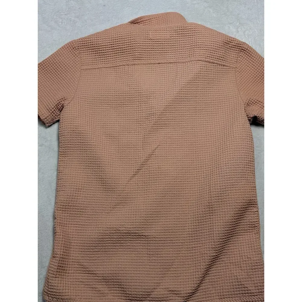 Negative Space Waffle Knit Button Down Camp Shirt Tan Peach Resort Men's Sz Sm